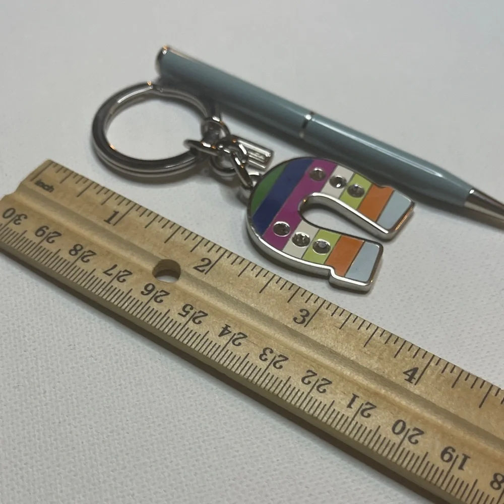 Coach Legacy Horseshoe Keychain with Coach Pen - Picture 6 of 6